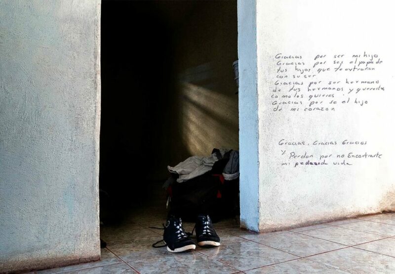 Diana Valdés, Proyecto foto documental Huellas Invisibles: Memorias de búsqueda. 2025. Fotografía digital y video Diana Valdés, Proyecto foto documental Huellas Invisibles: Memorias de búsqueda. 2025. Fotografía digital y video