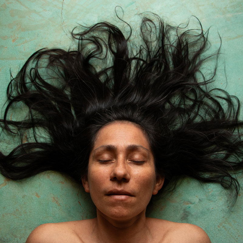 El recinto: un lugar entre dos mundos de Claudia López Terroso El recinto: un lugar entre dos mundos de Claudia López Terroso